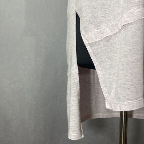 We the Free Voyage V-Neck Hi-Low Tee - Picture 7 of 14